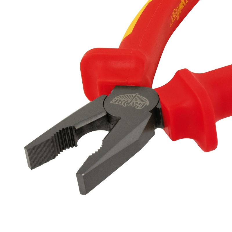 Плоскогубцы Варяг 87023 диэлектрические 1000В, 200 мм